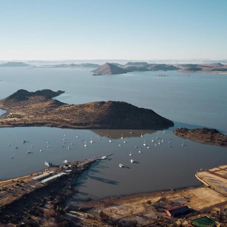 Karoo Queen Houseboat Zapora Gariep Zewnętrze zdjęcie