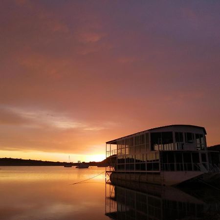 Karoo Queen Houseboat Zapora Gariep Zewnętrze zdjęcie