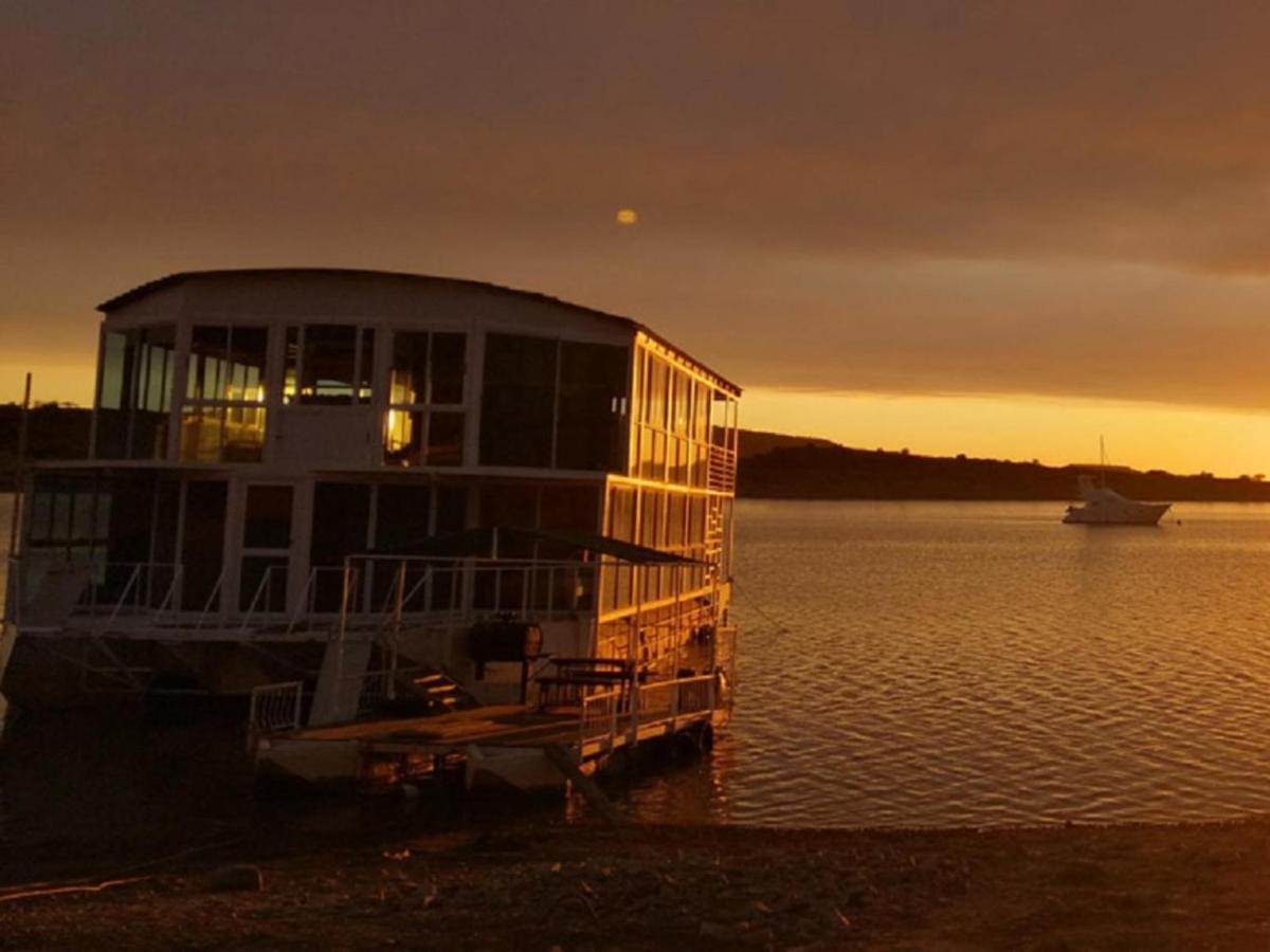 Karoo Queen Houseboat Zapora Gariep Zewnętrze zdjęcie