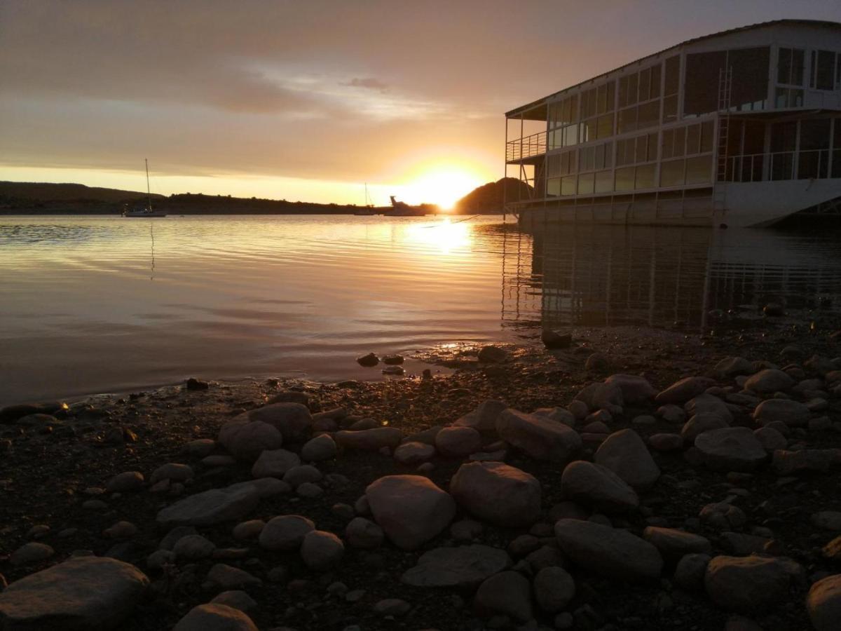 Karoo Queen Houseboat Zapora Gariep Zewnętrze zdjęcie